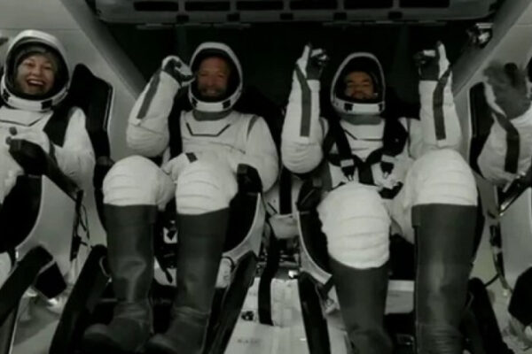 На Землю вернулись астронавты исторической миссии Polaris Dawn: установлены рекорды (фото)